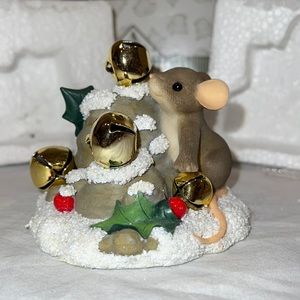 Fitz and Floyd Charming Tails Jingle Bell Rock